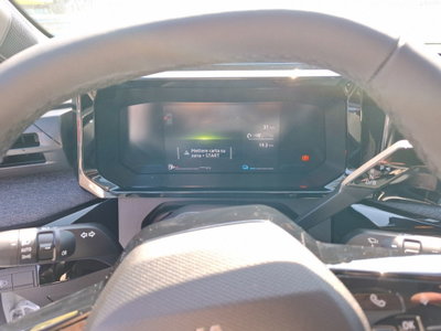 Renault Clio 1.8 full hybrid Evolution 160cv auto (16)