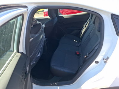 Renault Clio 1.2 tce Techno 115cv (19)