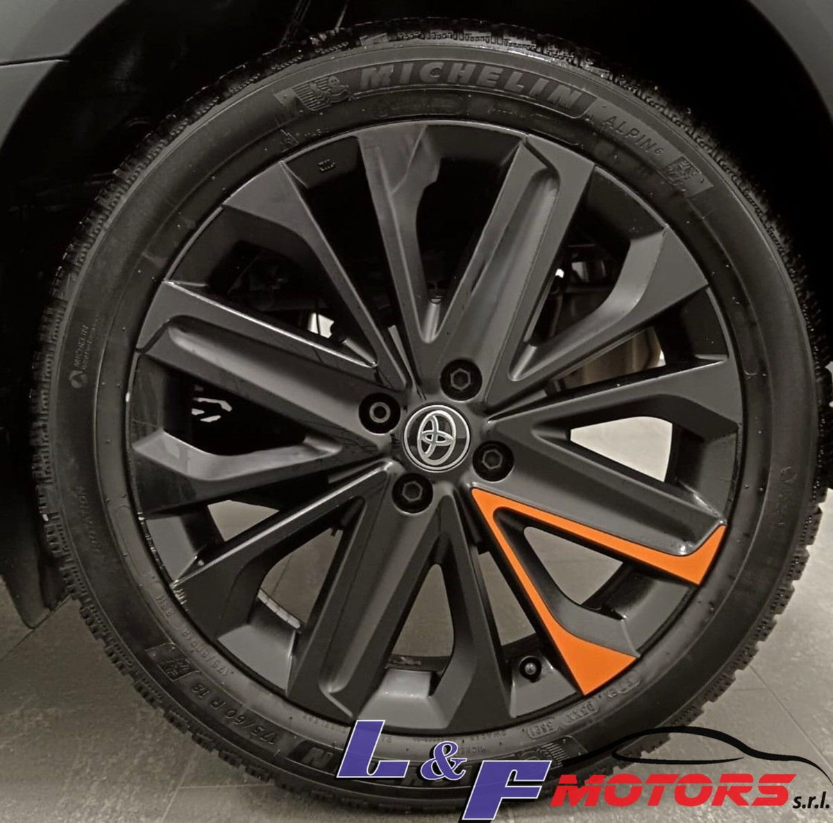Toyota Aygo X 1.0 Lounge 72cv (12)