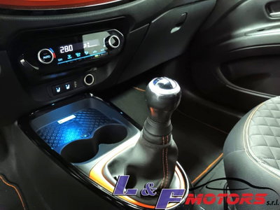 Toyota Aygo X 1.0 Lounge 72cv (14)