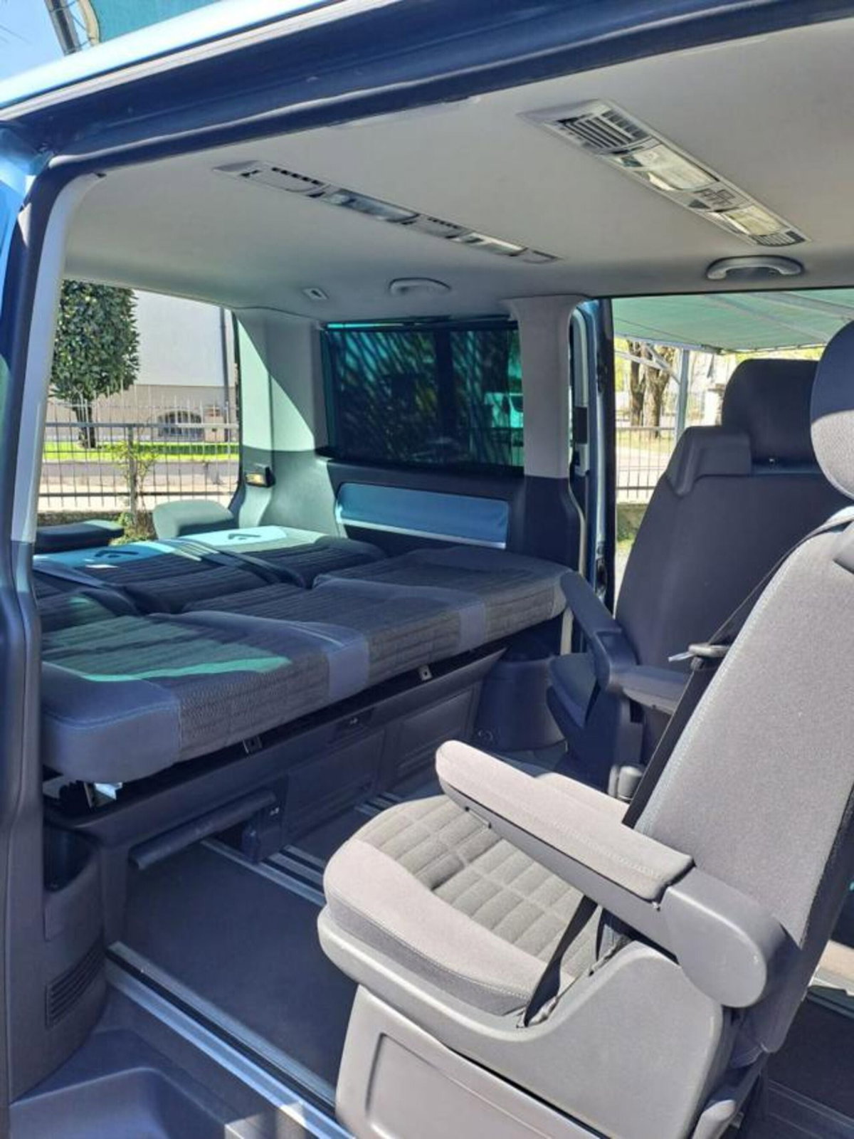 Volkswagen Veicoli Commerciali Multivan 2.5 TDI/130CV Comfortline (2)