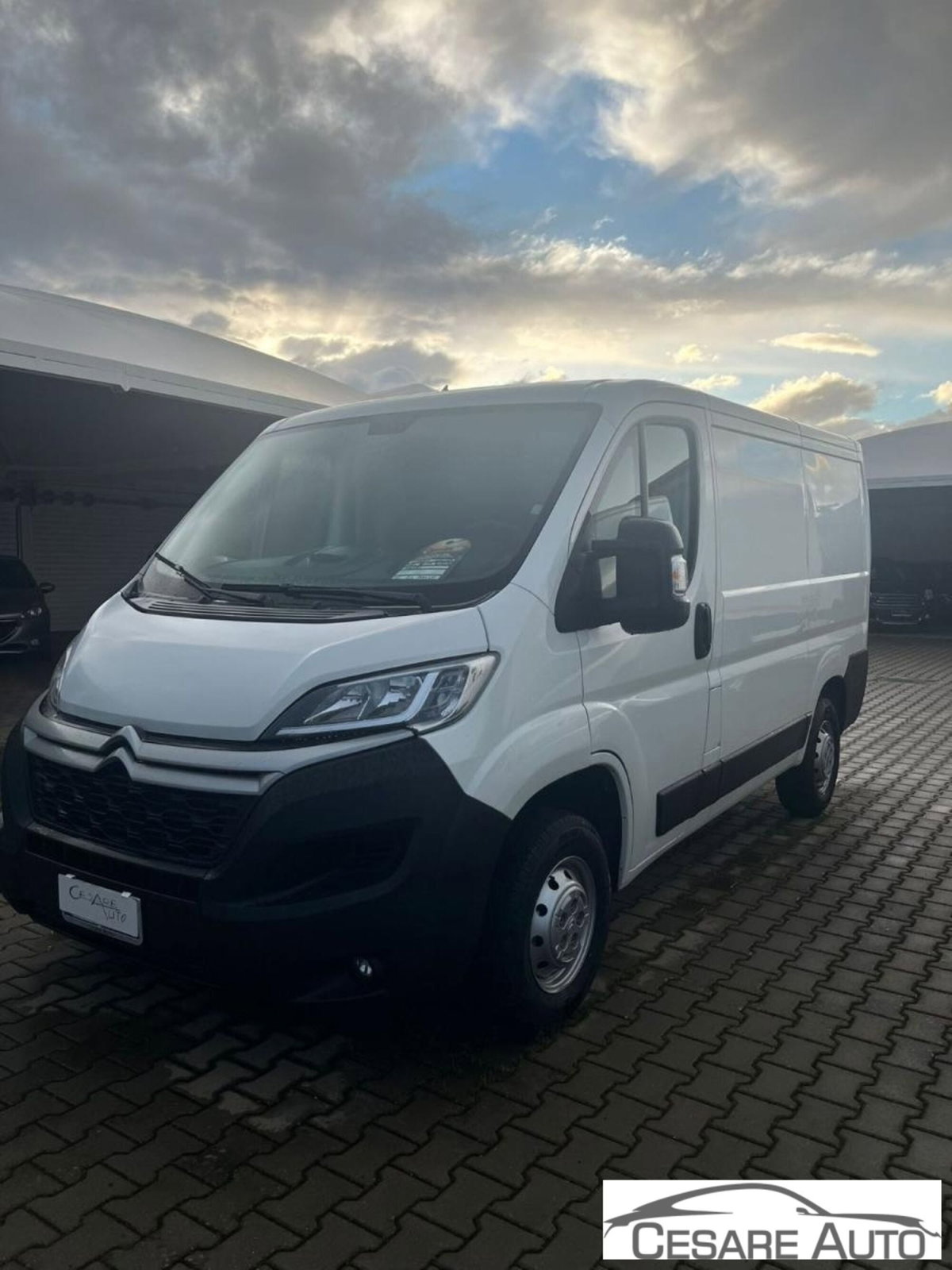 Citroen Jumper Telaio 35 BlueHDi 140 PM-DC Cabinato (2)