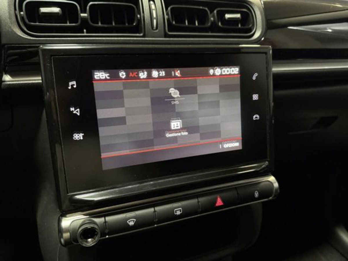Citroen C3 BlueHDi 100 S&S Feel (9)