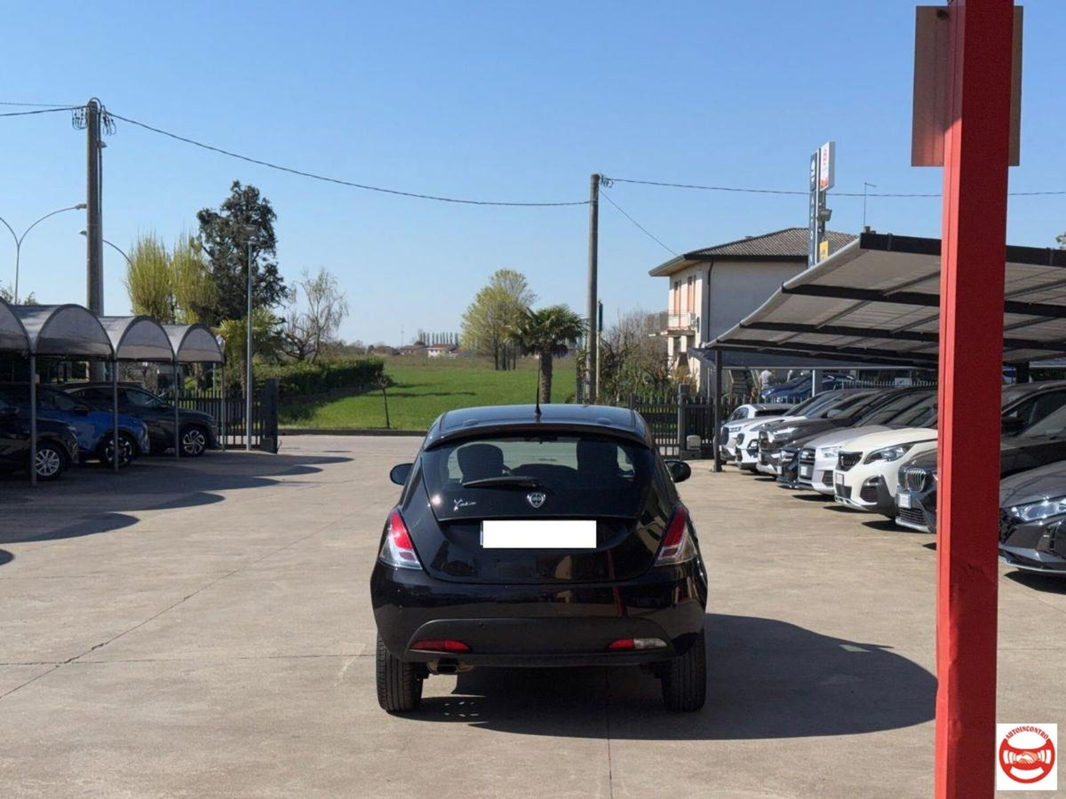 Lancia Ypsilon 1.3 MJT 16V 95 CV 5 porte S&S Gold (4)