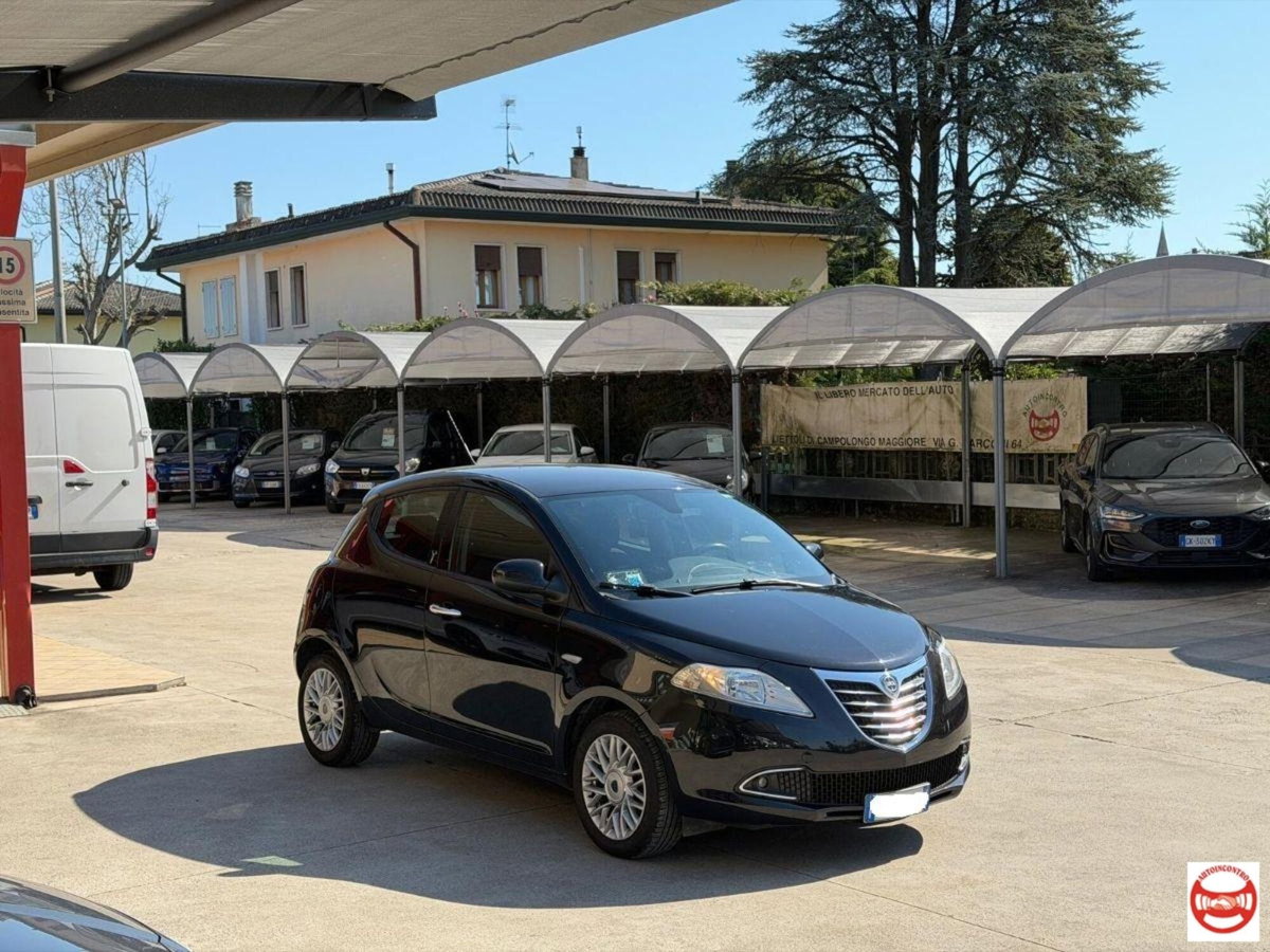 Lancia Ypsilon 1.3 MJT 16V 95 CV 5 porte S&S Gold (7)