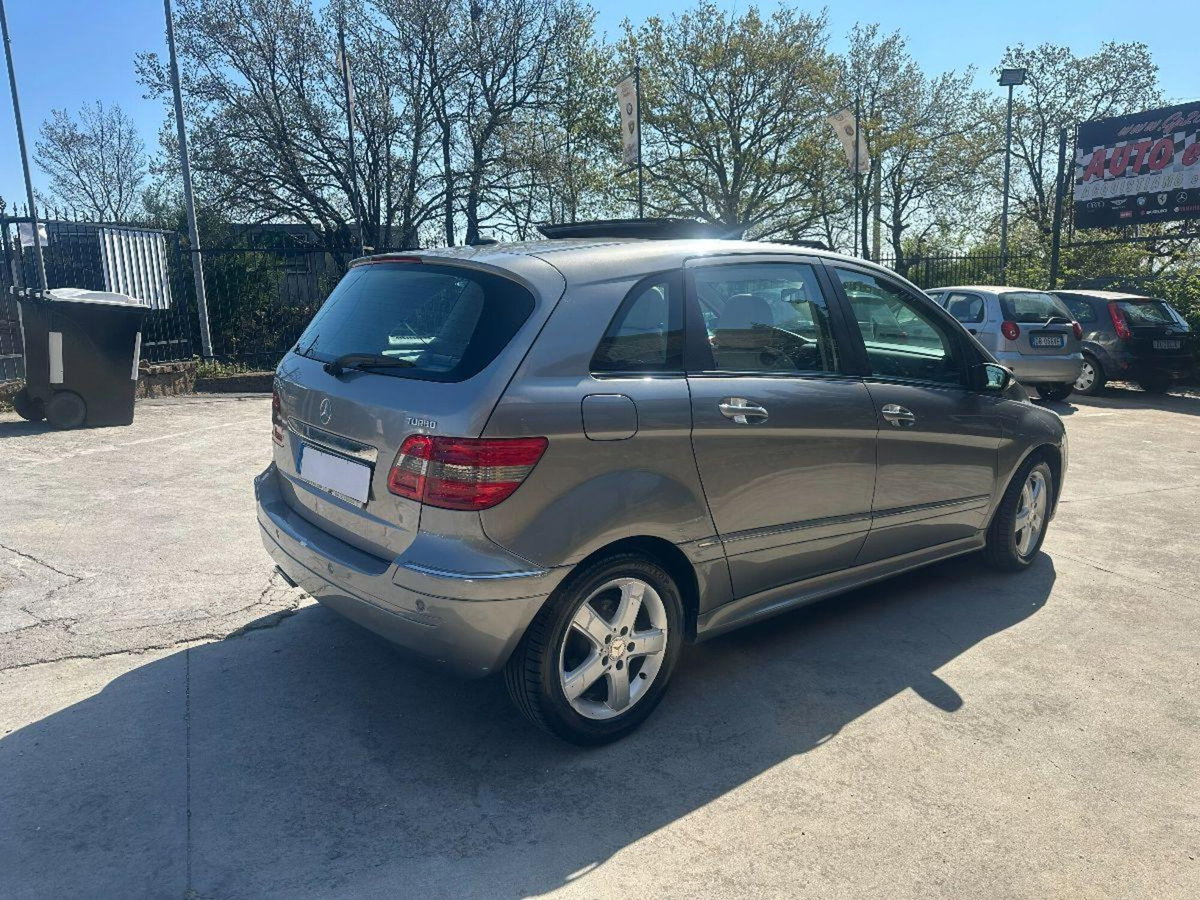 Mercedes-Benz Classe B 200 Turbo Chrome (6)