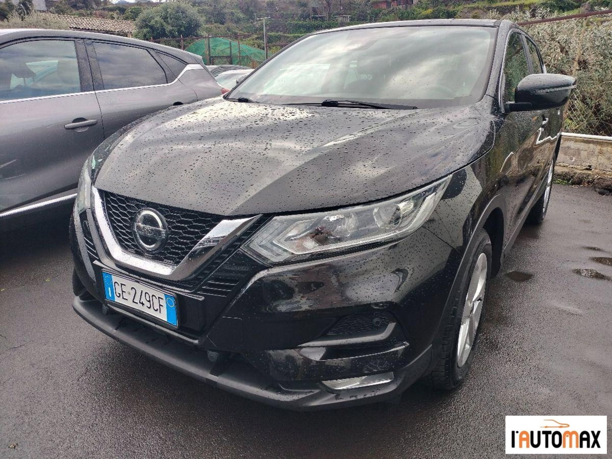 Nissan Qashqai 1.5 dCi 115 CV DCT Business (2)