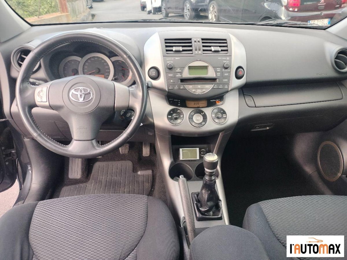 Toyota Rav4 2.2 D-4D 136 CV DPF Sol (11)