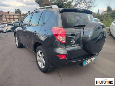 Toyota Rav4 2.2 D-4D 136 CV DPF Sol (4)