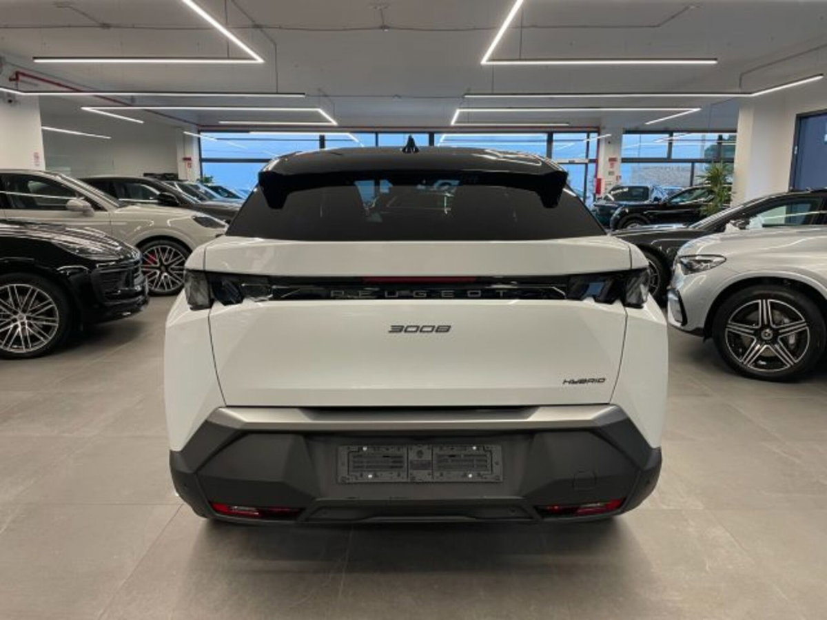 Peugeot 3008 1.2 hybrid GT 145cv e-dcs6 (15)