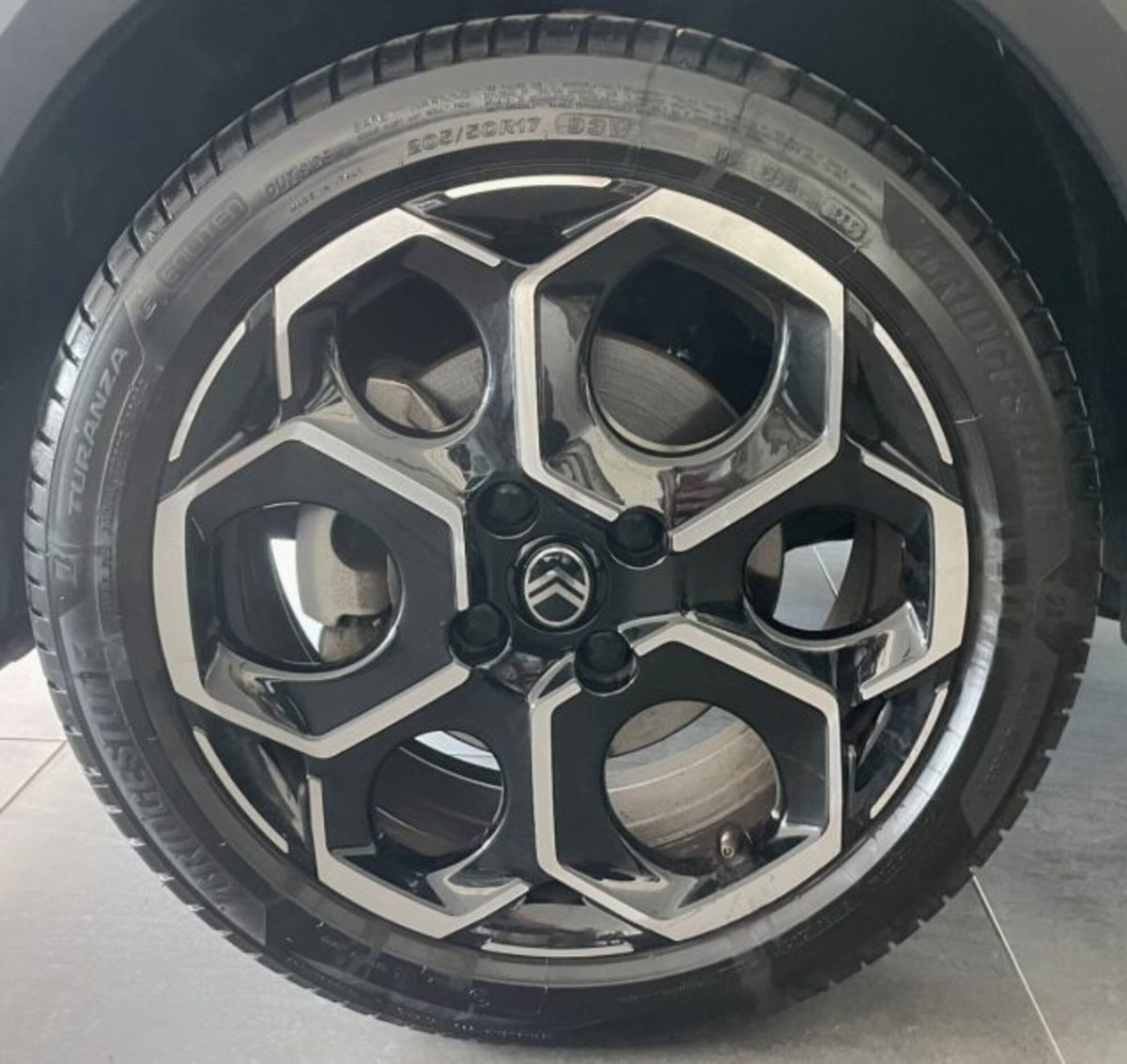 Citroen C3 1.2 puretech turbo Max 100cv s&s (4)