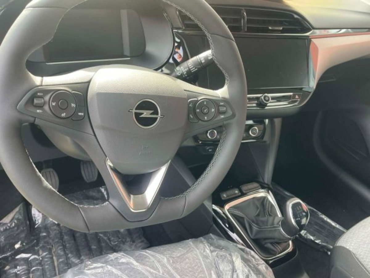 Opel Corsa 1.2 (8)