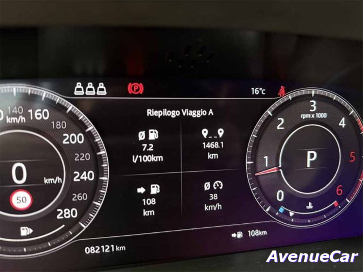 Jaguar F-Pace 2.0 D 180 CV AWD Prestige (13)