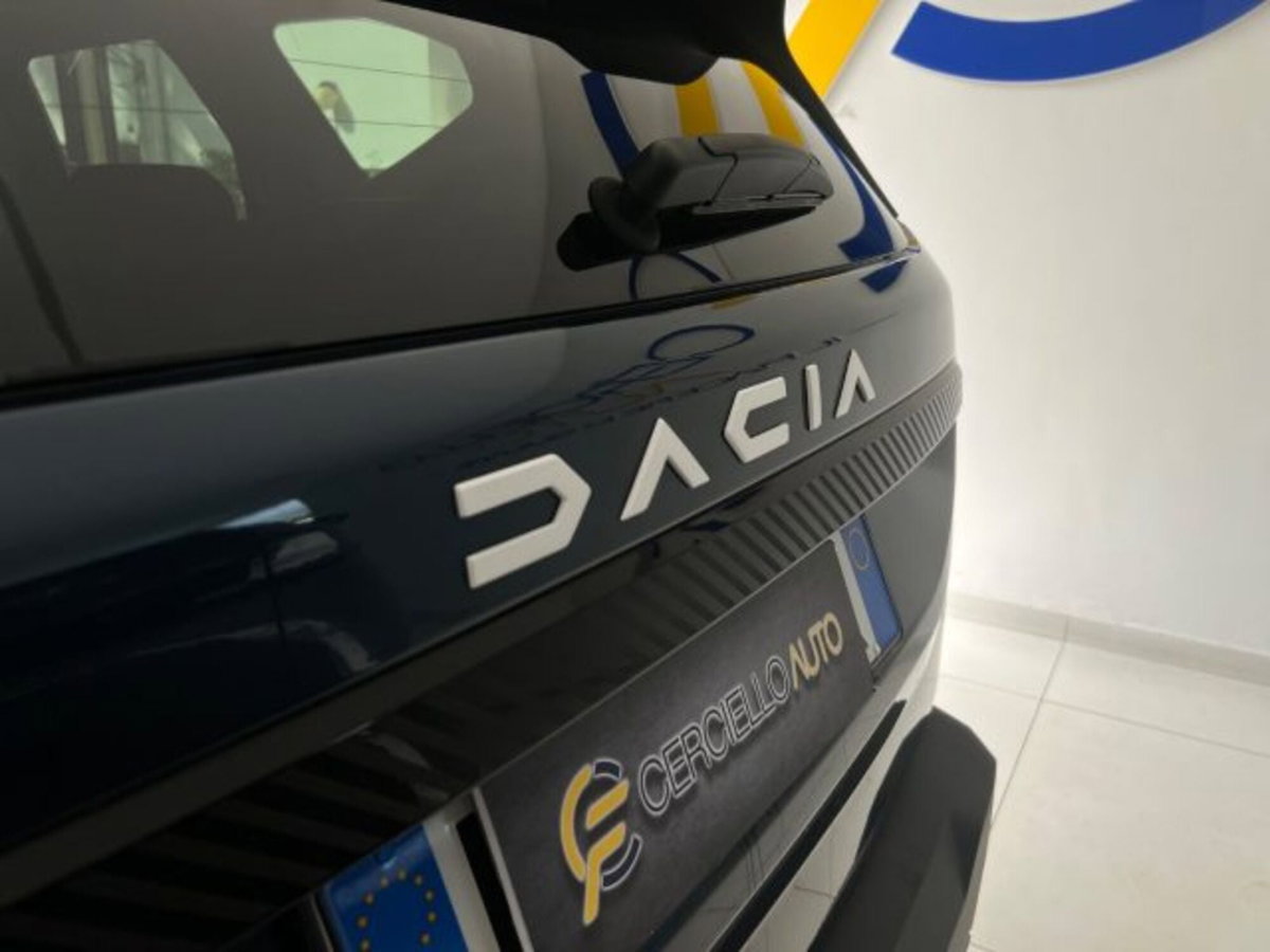 Dacia Bigster 1.8 hybrid Journey 155cv auto (14)