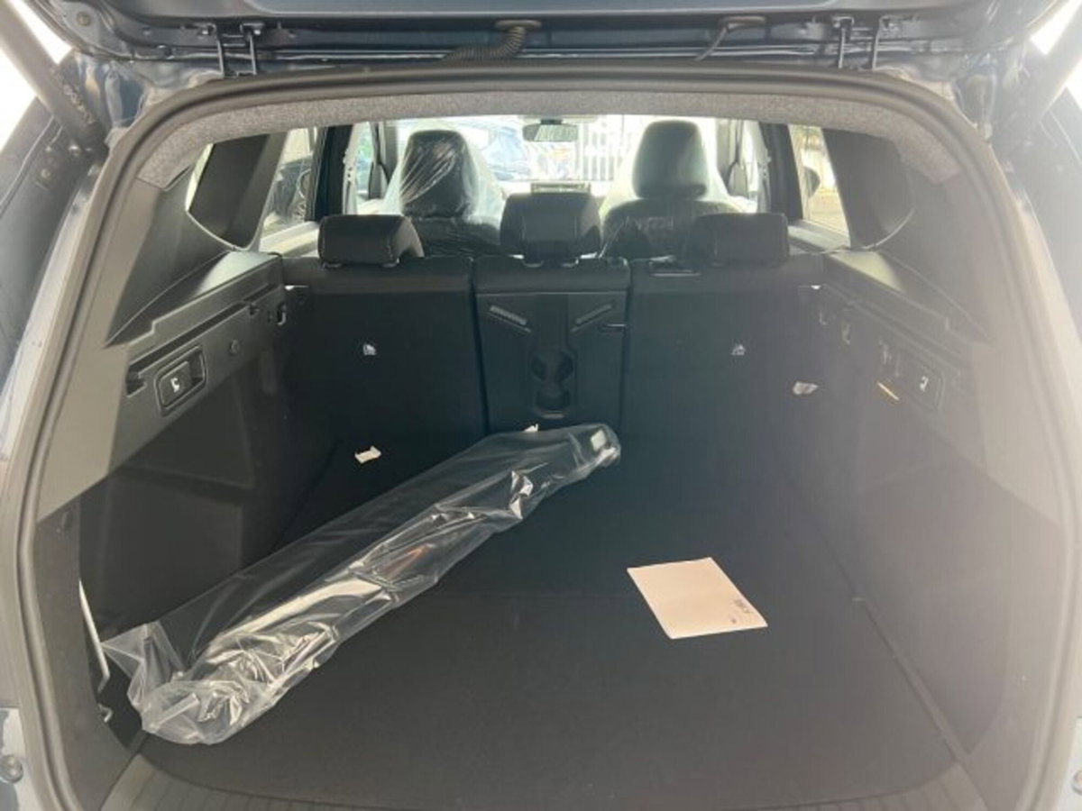 Dacia Bigster 1.8 hybrid Journey 155cv auto (17)