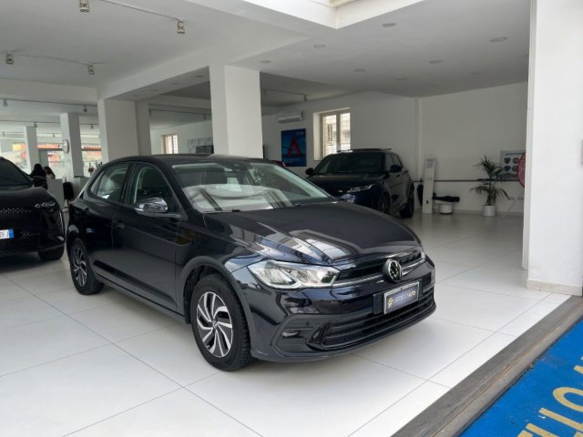 Volkswagen Polo 1.0 tsi Life 95cv (5)