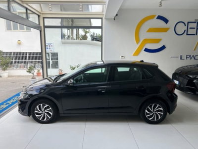 Volkswagen Polo 1.0 tsi Life 95cv (8)