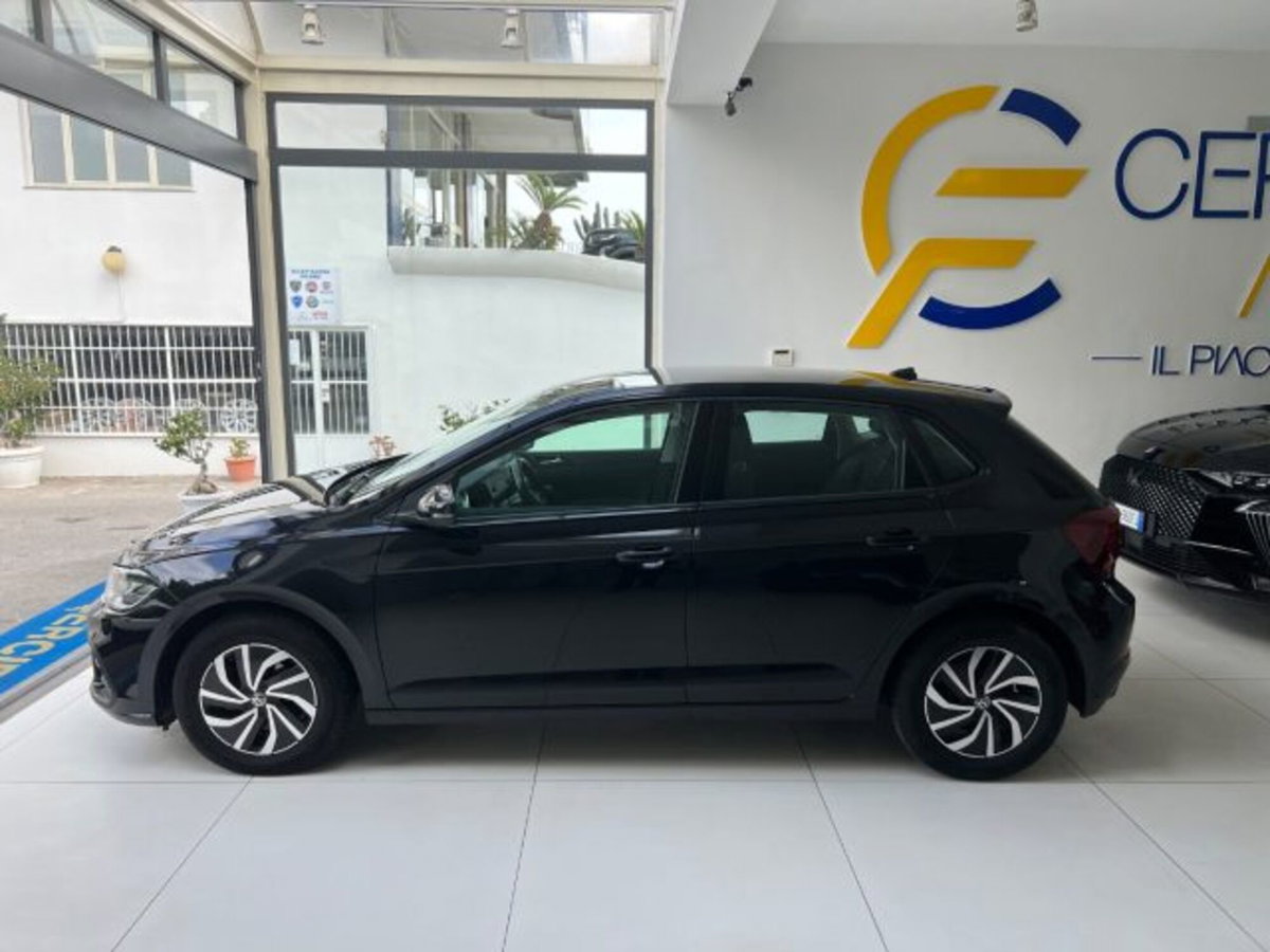 Volkswagen Polo 1.0 tsi Life 95cv (9)