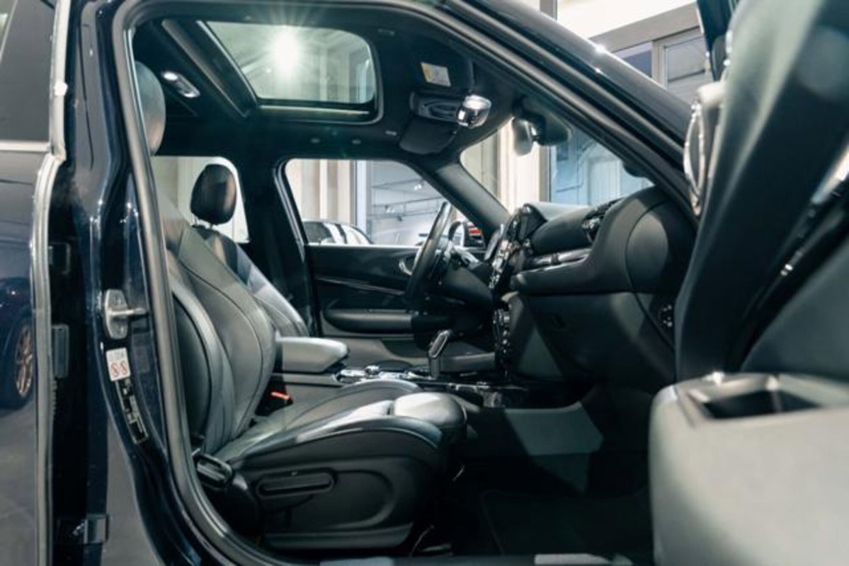 MINI Mini Clubman 2.0 John Cooper Works Clubman Rockingham GT Edition (7)
