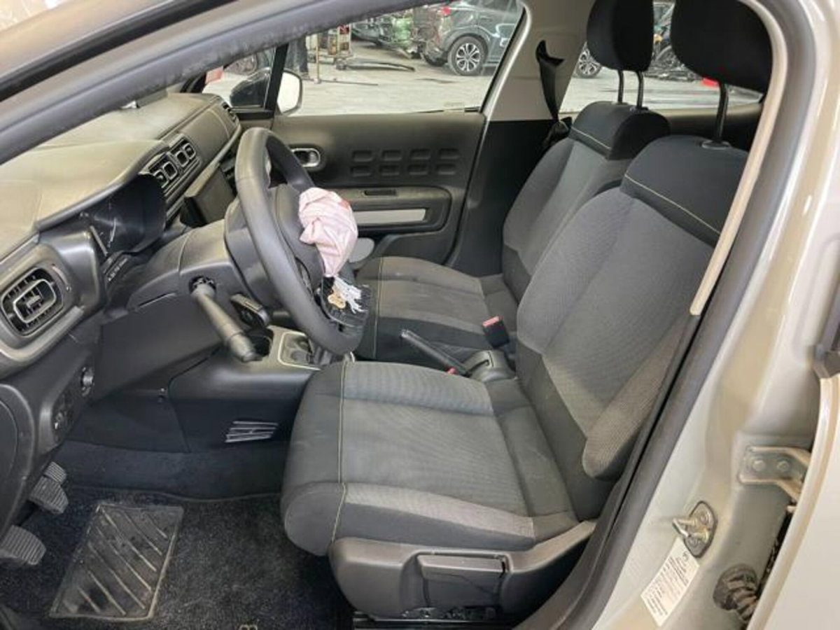 Citroen C3 PureTech 83 S&S Shine (12)