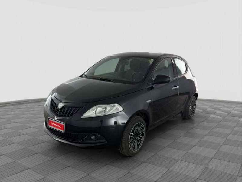 Lancia Ypsilon 1.0 FireFly 5 porte S&S Hybrid Silver Plus