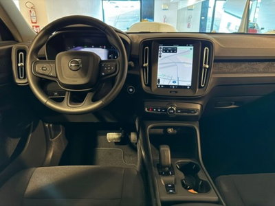 Volvo XC40 2.0 b3 Essential auto (9)