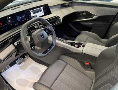 Peugeot 3008 1.2 hybrid GT Exclusive 145cv e-dcs6 (4)