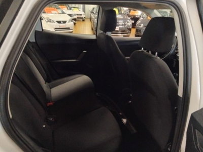 SEAT Arona 1.0 TGI Reference (10)