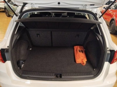 SEAT Arona 1.0 TGI Reference (9)