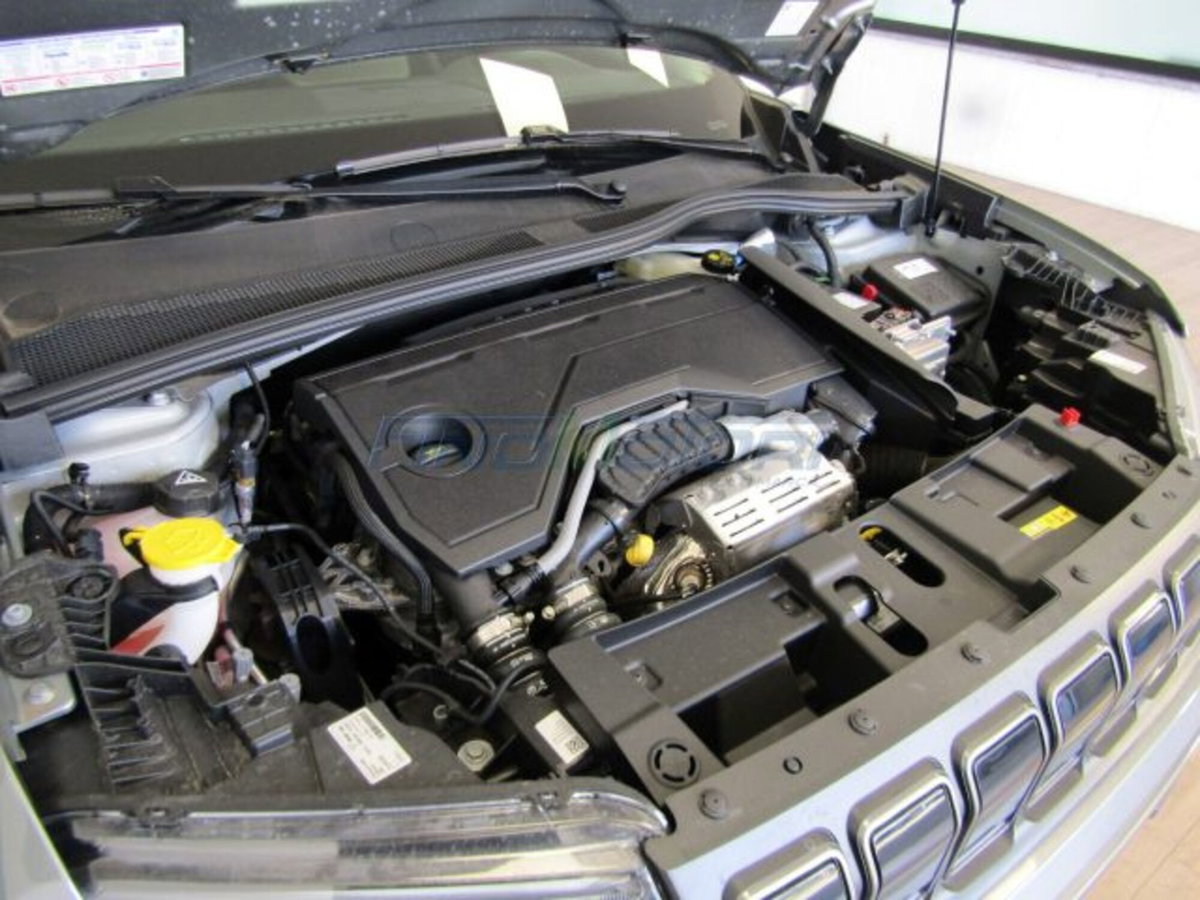 Jeep Avenger 1.2 turbo 85th Anniversary fwd 100cv (16)