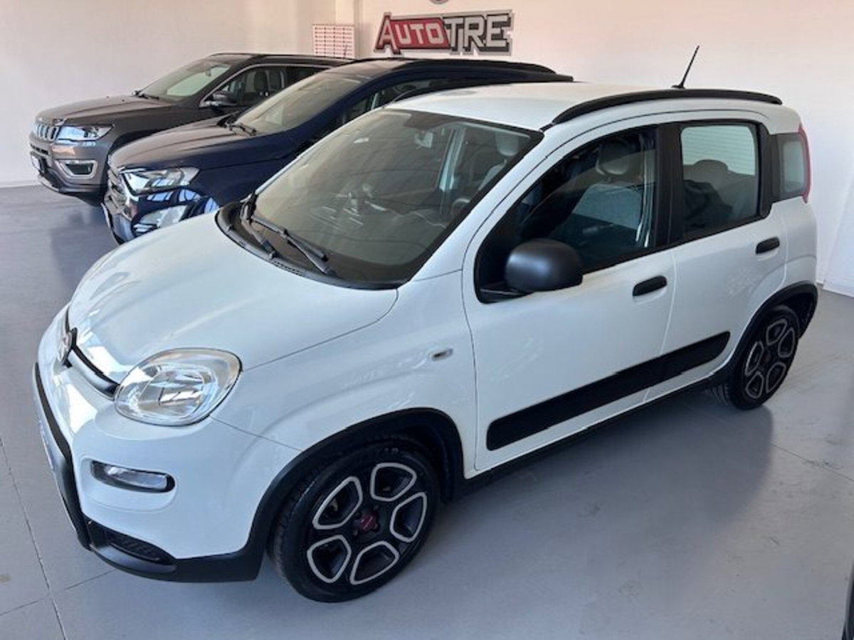 Fiat Panda 1.0 firefly hybrid s&s 70cv 5p.ti (4)