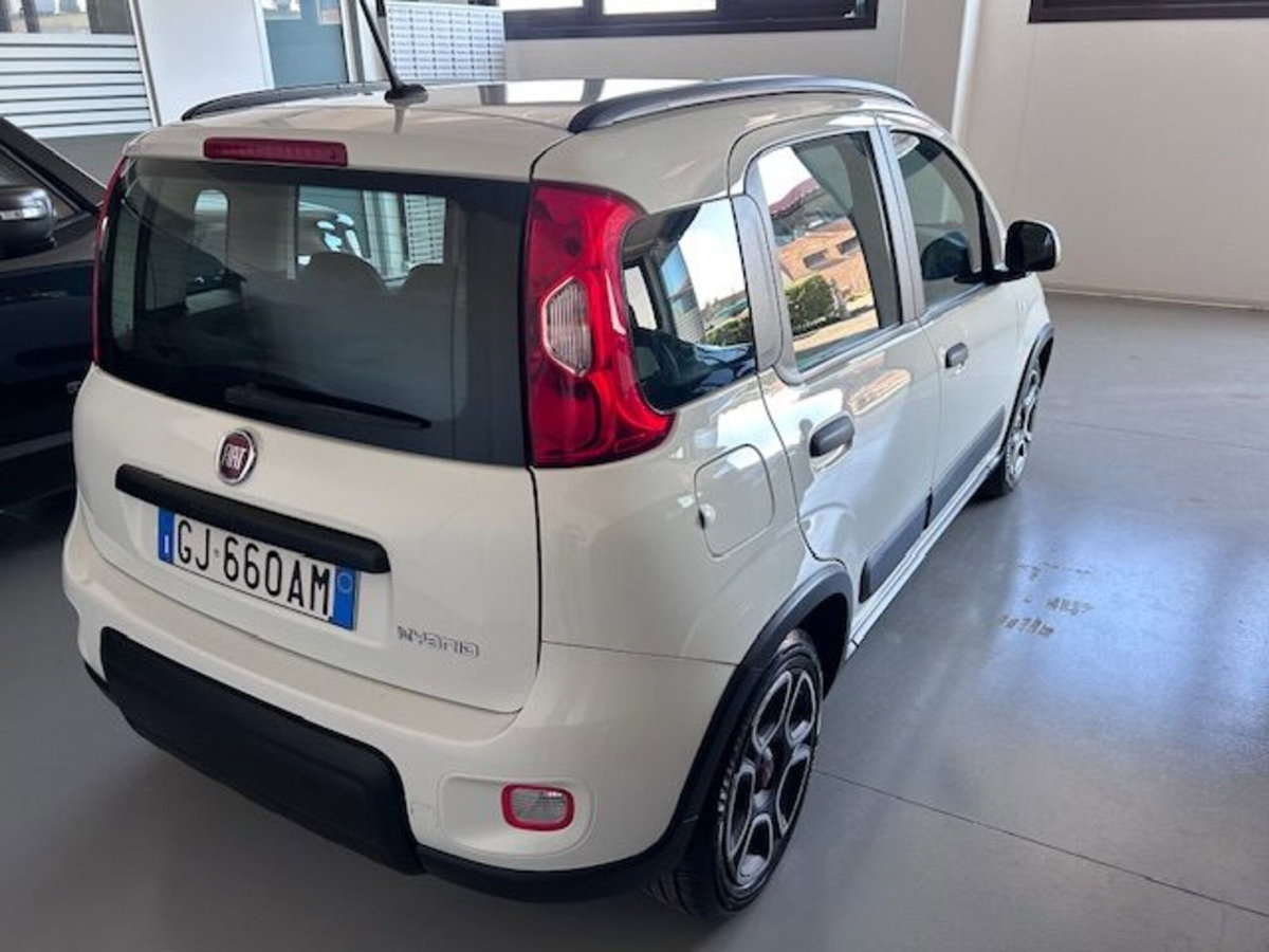 Fiat Panda 1.0 firefly hybrid s&s 70cv 5p.ti (7)
