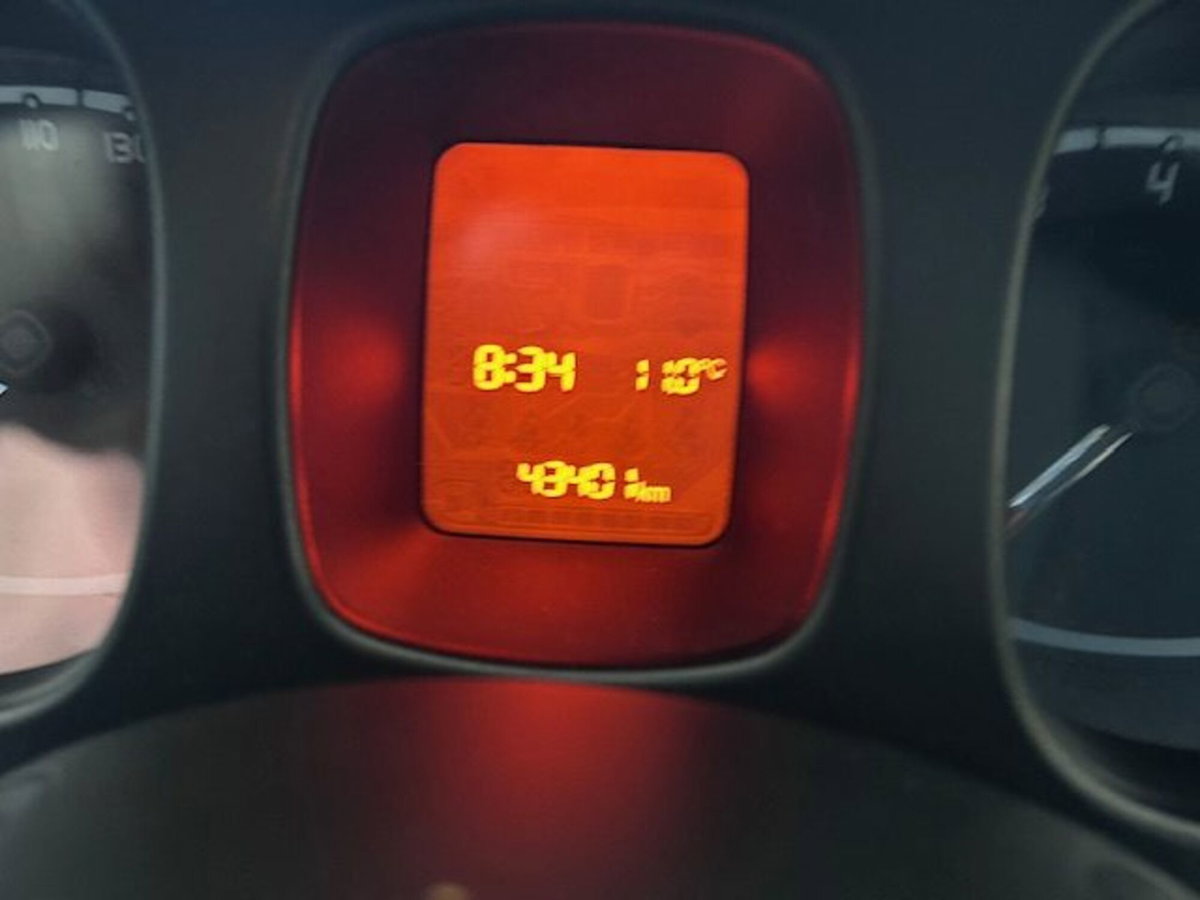 Fiat Panda 1.0 firefly hybrid s&s 70cv 5p.ti (8)