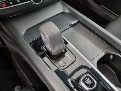 Volvo XC60 B5 (d) AWD Geartronic Momentum Pro (14)