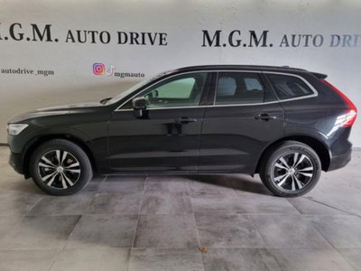 Volvo XC60 B5 (d) AWD Geartronic Momentum Pro (2)