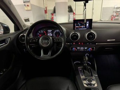 Audi A3 1.6 TDI 116 CV S tronic Sport (17)