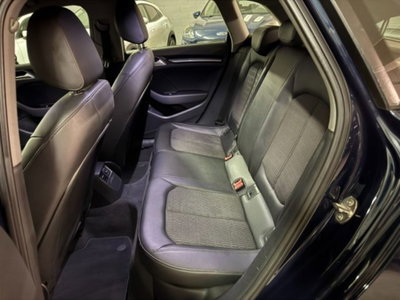 Audi A3 1.6 TDI 116 CV S tronic Sport (9)