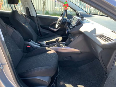 Peugeot 2008 100 Active (14)