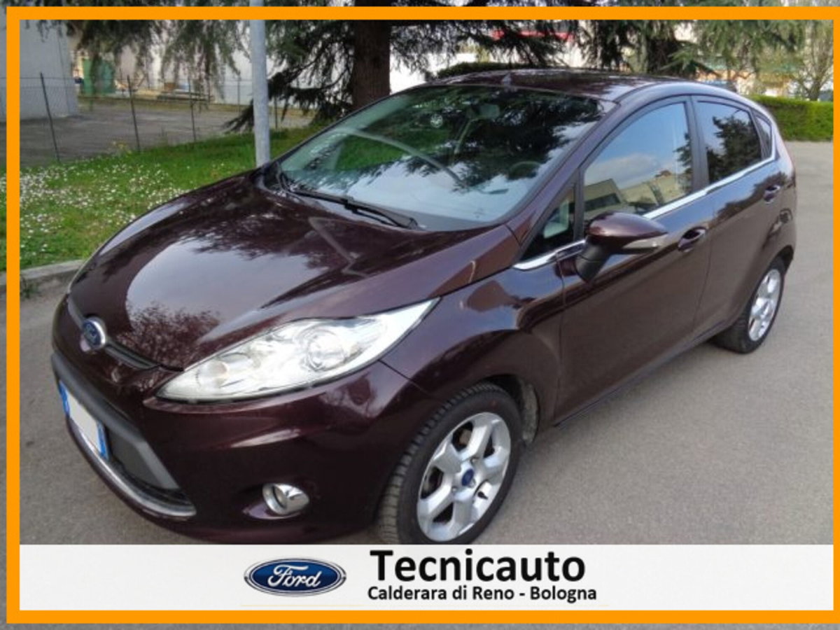 Ford Fiesta 1.2 82CV 5 porte (3)