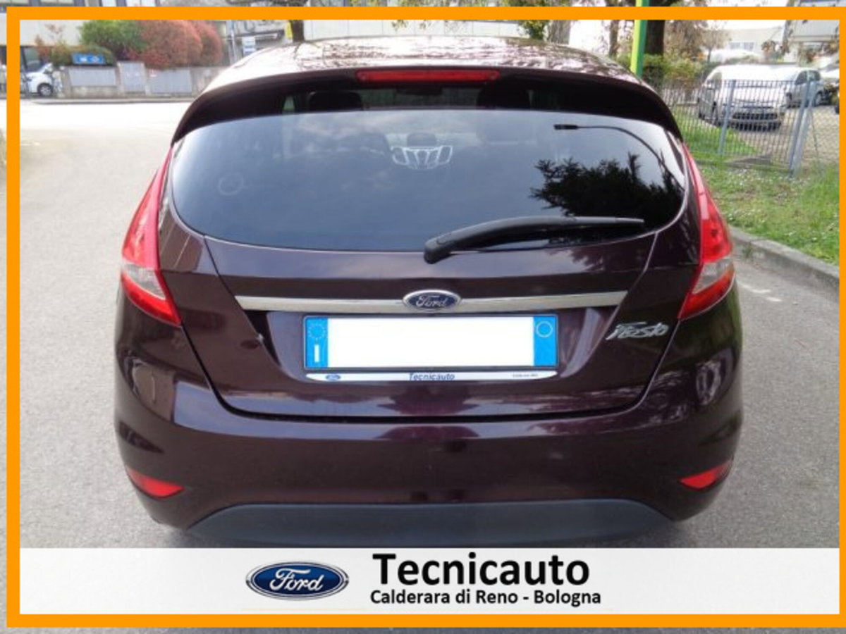 Ford Fiesta 1.2 82CV 5 porte (6)