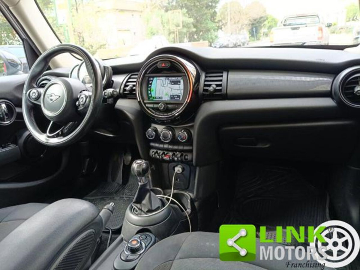 MINI Mini 1.5 Cooper D Business 5 porte (5)