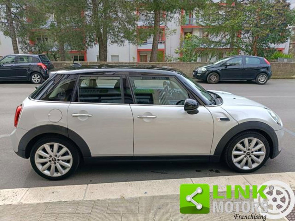 MINI Mini 1.5 Cooper D Business 5 porte (9)