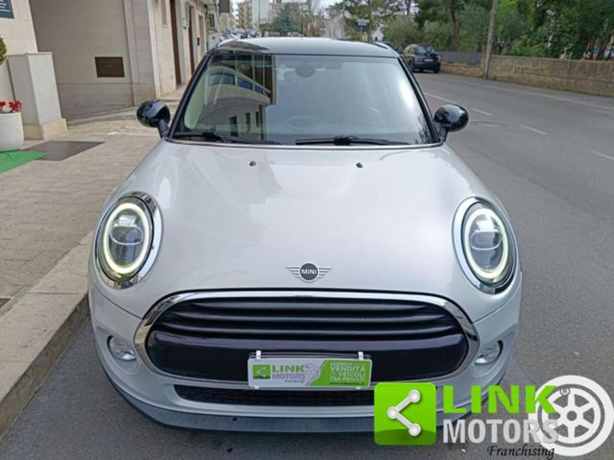 MINI Mini 1.5 Cooper D Business 5 porte (11)