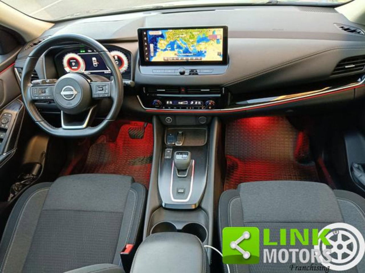 Nissan Qashqai MHEV 158 CV Xtronic Premiere Edition (17)
