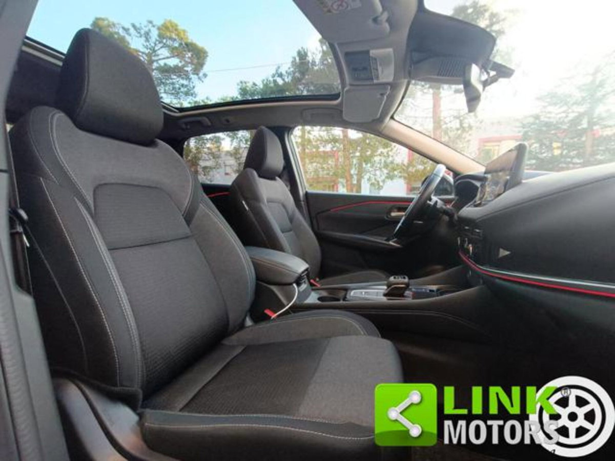 Nissan Qashqai MHEV 158 CV Xtronic Premiere Edition (5)