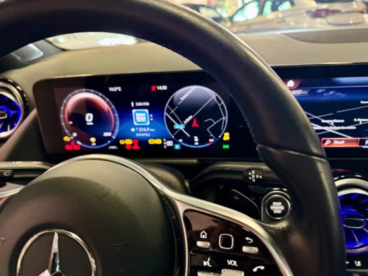 Mercedes-Benz GLA SUV 200 d Automatic Sport Plus (15)