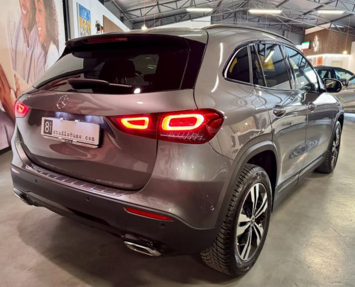 Mercedes-Benz GLA SUV 200 d Automatic Sport Plus (4)