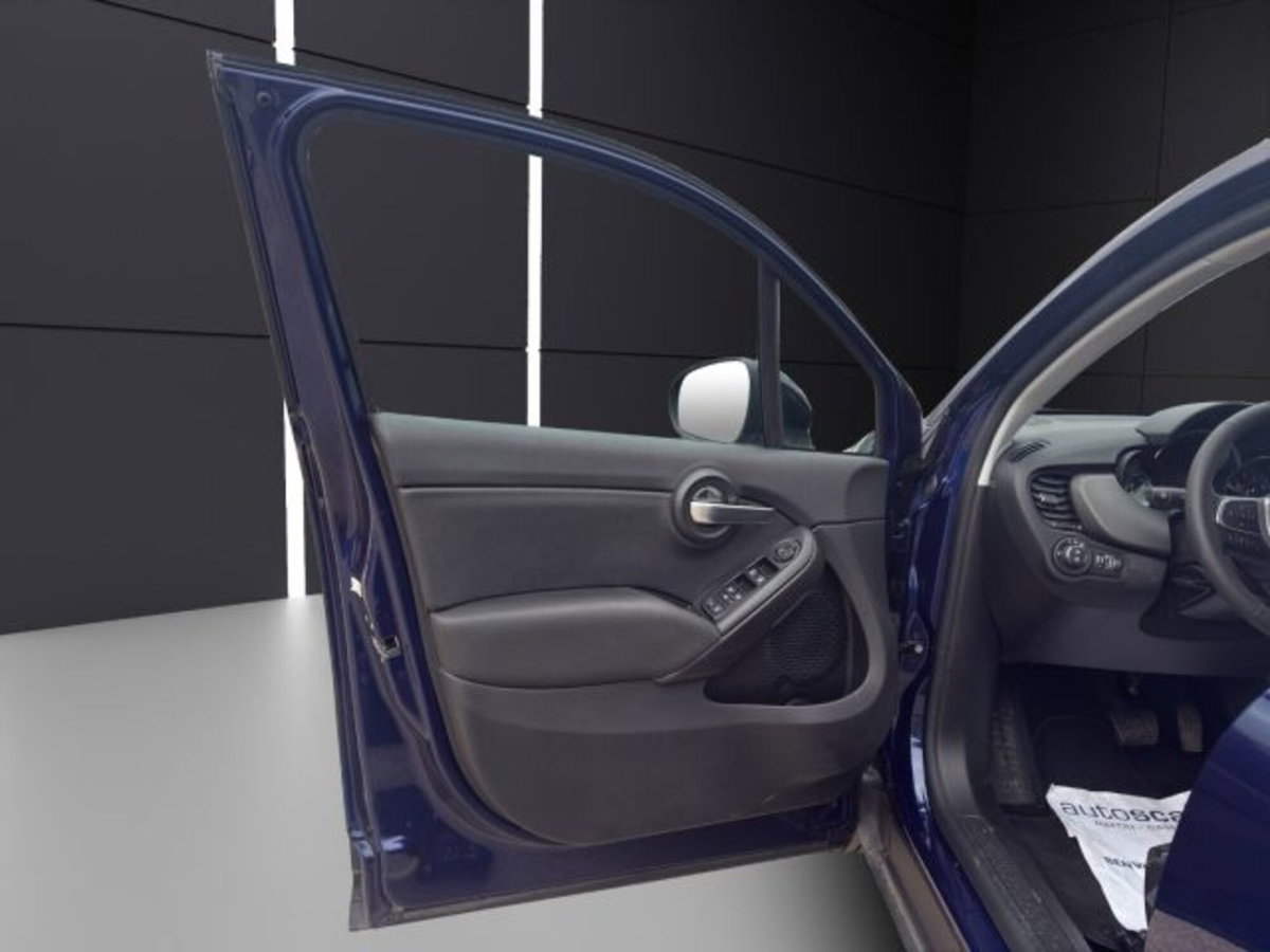 Fiat 500X 1.5 T4 Hybrid 130 CV DCT Yacht Club Capri (12)