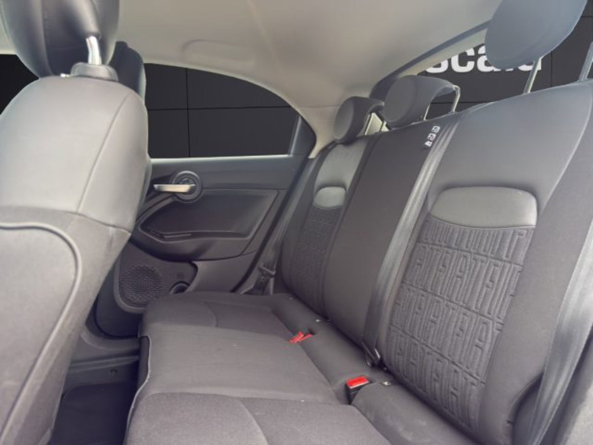 Fiat 500X 1.5 T4 Hybrid 130 CV DCT Yacht Club Capri (13)