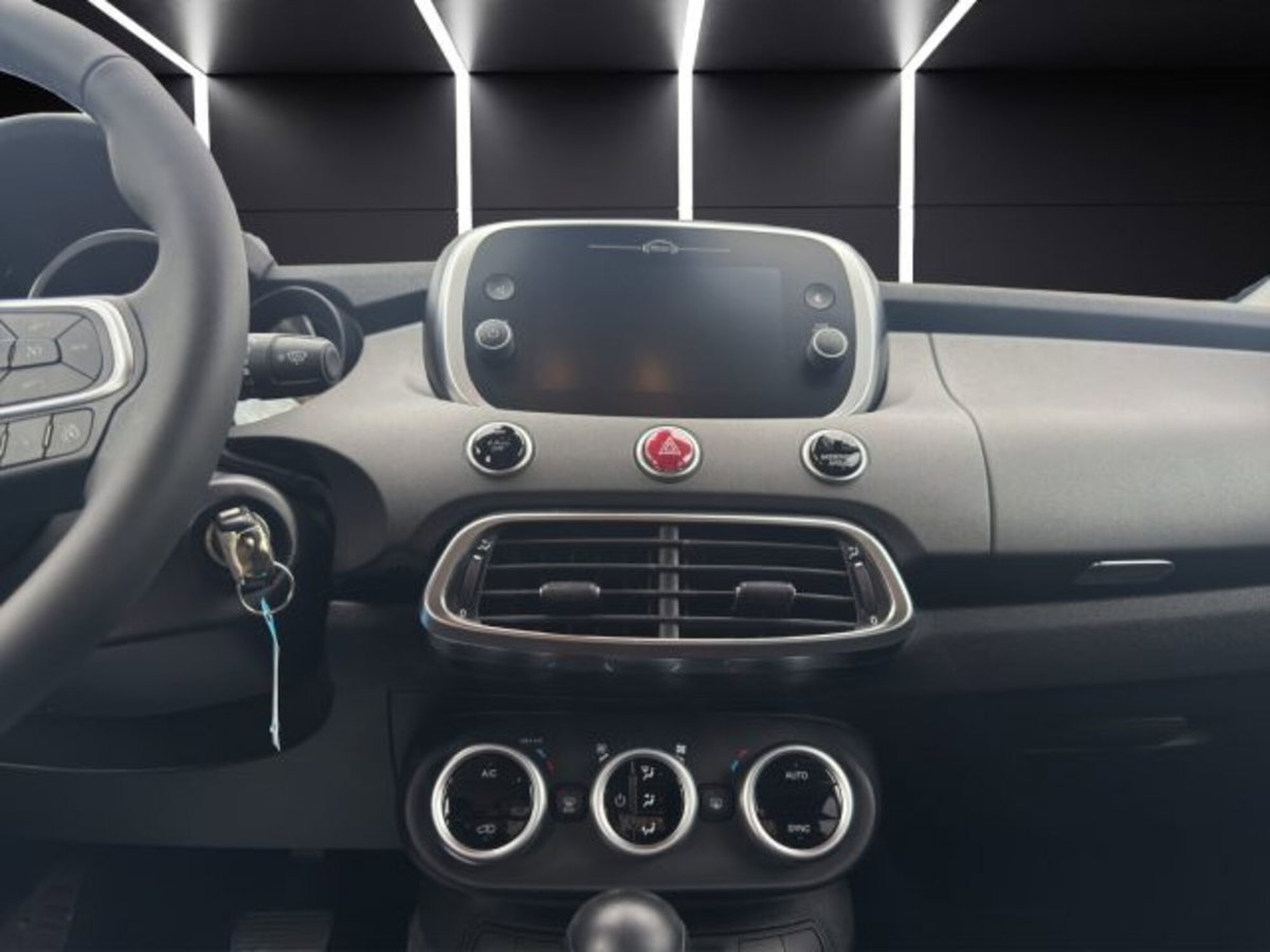 Fiat 500X 1.5 T4 Hybrid 130 CV DCT Yacht Club Capri (16)
